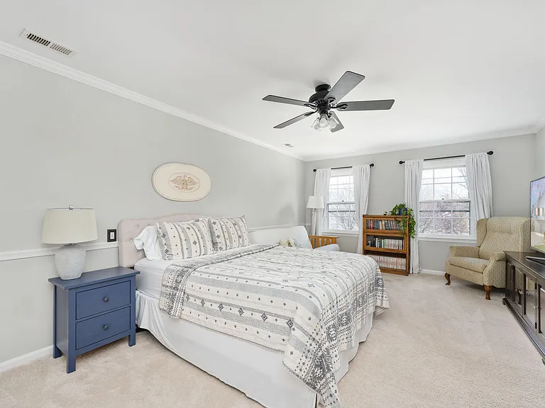 1312 Yellow Tavern Ct — Photo 36