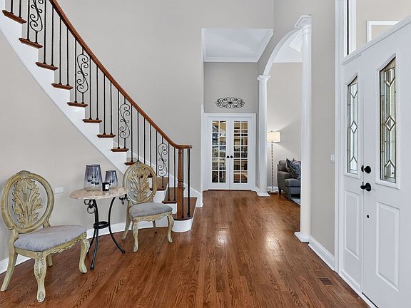 4th image of 2439 Fawn Lake Cir