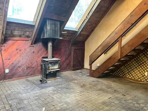 Crestline Rd, Palomar Mountain, CA 92060