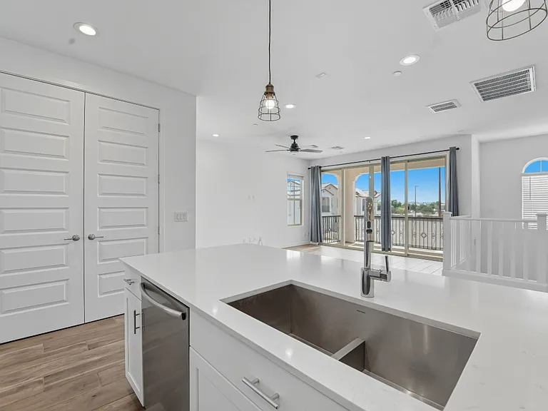 4016 E Brisa Dr — Photo 5