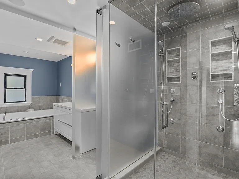 753 Warburton Ave — Photo 14
