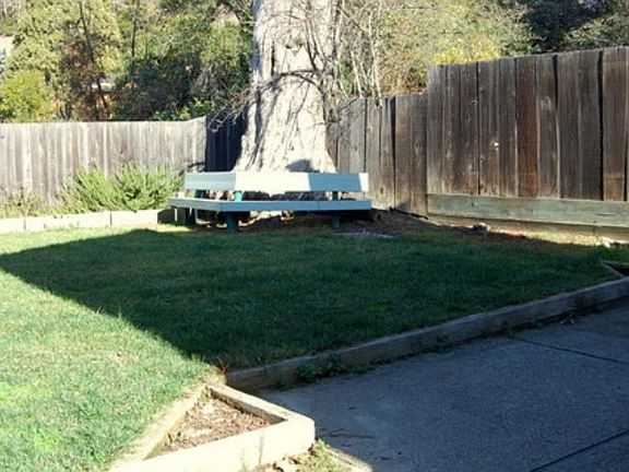 2nd image of 1212A Sir Francis Drake Blvd
