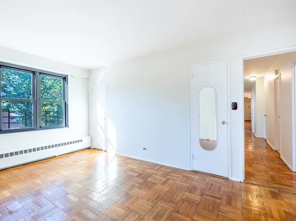 3850 Sedgewick Avenue image 14 of 23