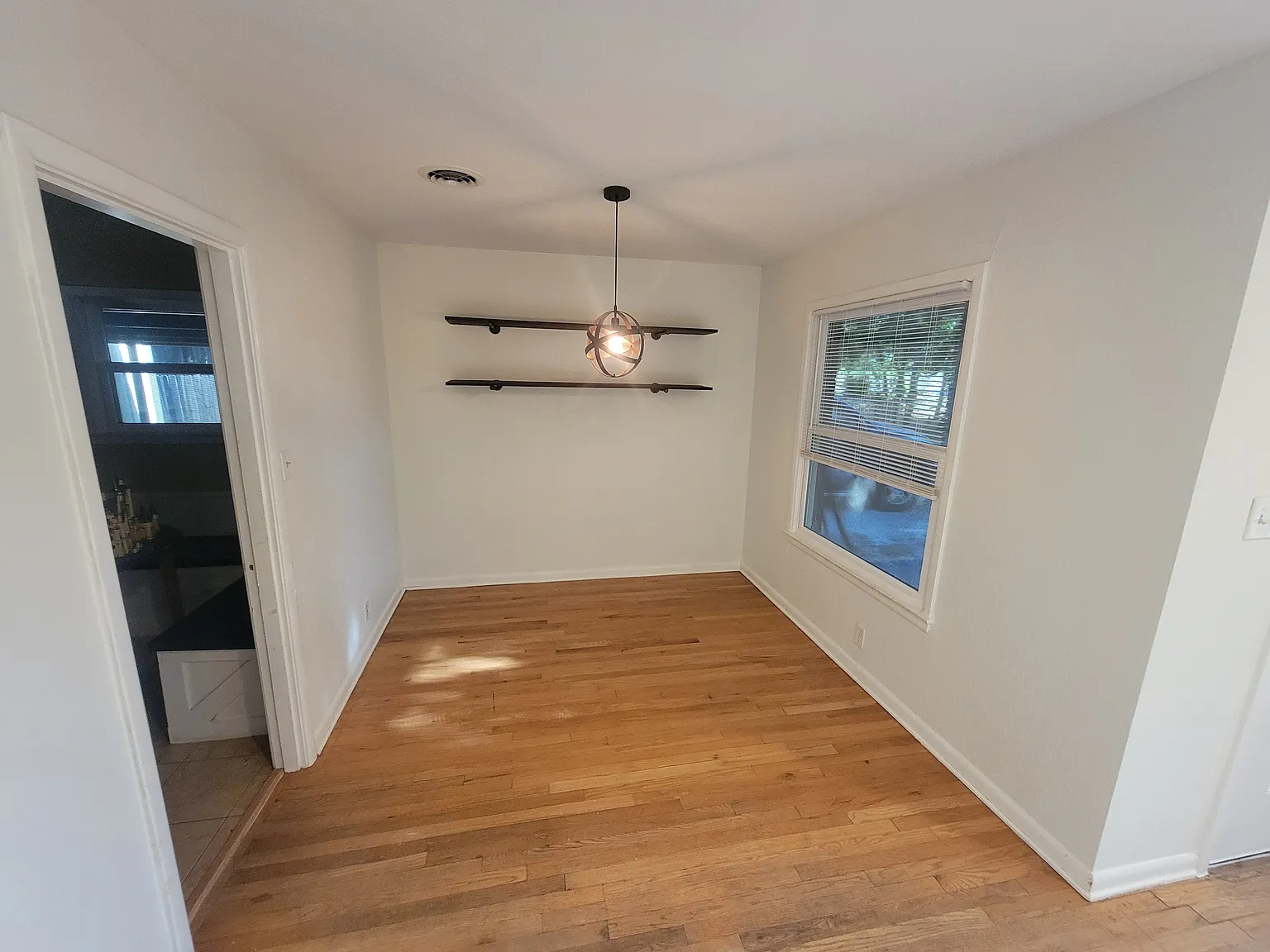 3 bed, 1613 sqft, $2,000 — Photo 4