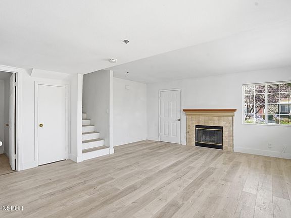 5th image of 2473 S Village Green Dr