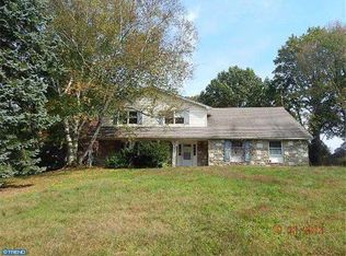 1219 Somers Rd, Huntingdon Valley, PA 19006