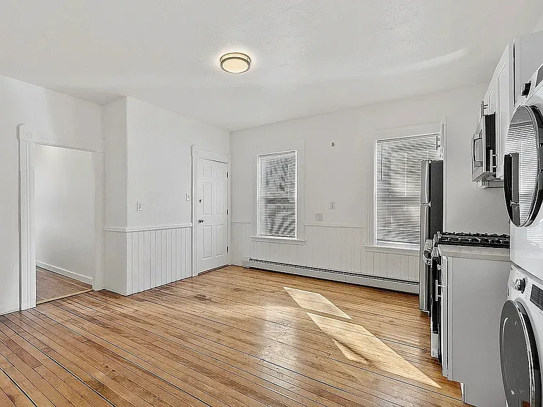 18 Ingalls St #3 — Photo 4