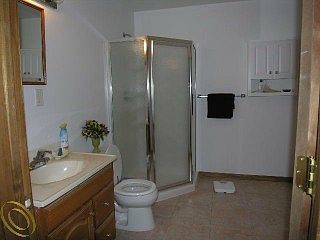 4th image of 46715 Ayres Ave