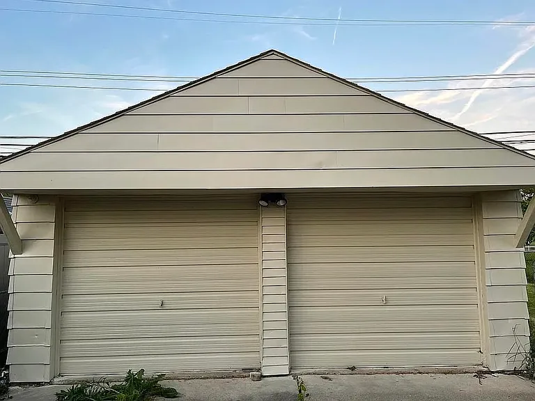 6850 Centralia St — Photo 3