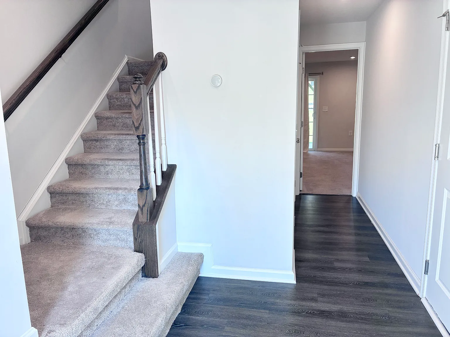 4 bed, 3.5 bath, 2000 sqft, $2,095 — Photo 3