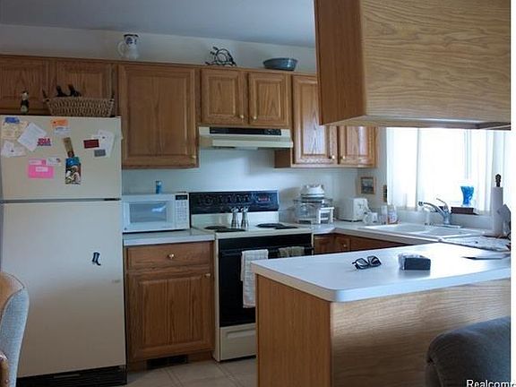 2nd image of 18454 Westbrook Dr