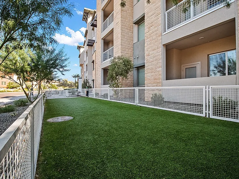 The District at Scottsdale Apartments — Photo 21