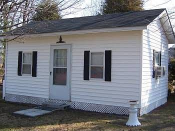 2nd image of 1533 Carlos Dr