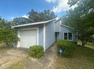 3314 Arrowhead Rd, Spring Lake, NC 28390