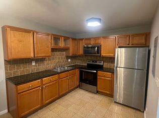 2209 Arbor Cir APT 36, Downers Grove, IL 60515