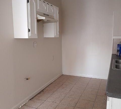 4th image of 1555 Sepulveda Ave APT 3