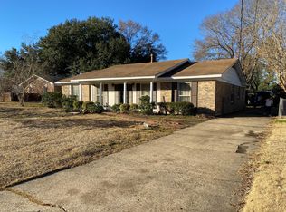 1223 Woodbridge Dr, Montgomery, AL 36116