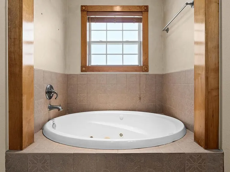 336 Skyline Dr — Photo 19