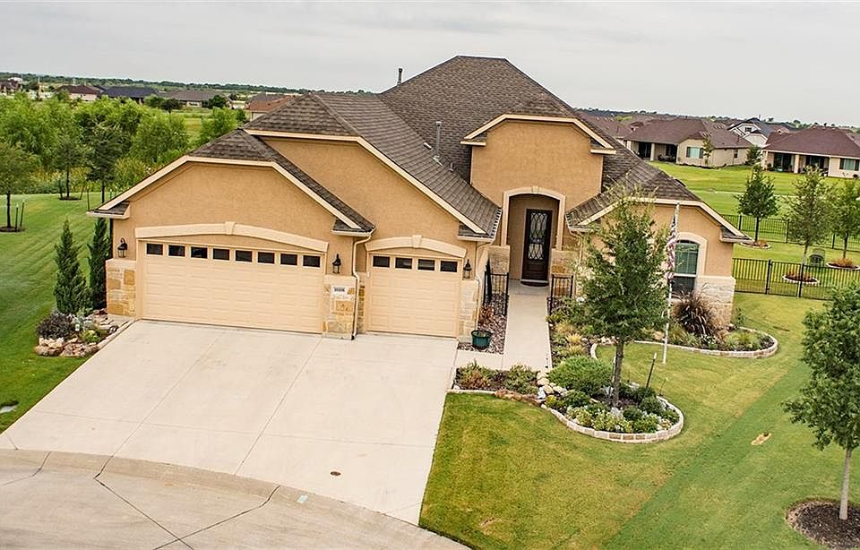 1st image of 10108 Parkcrest Ct