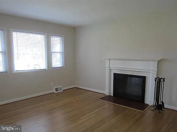 1452 Dewberry Ct — Photo 2