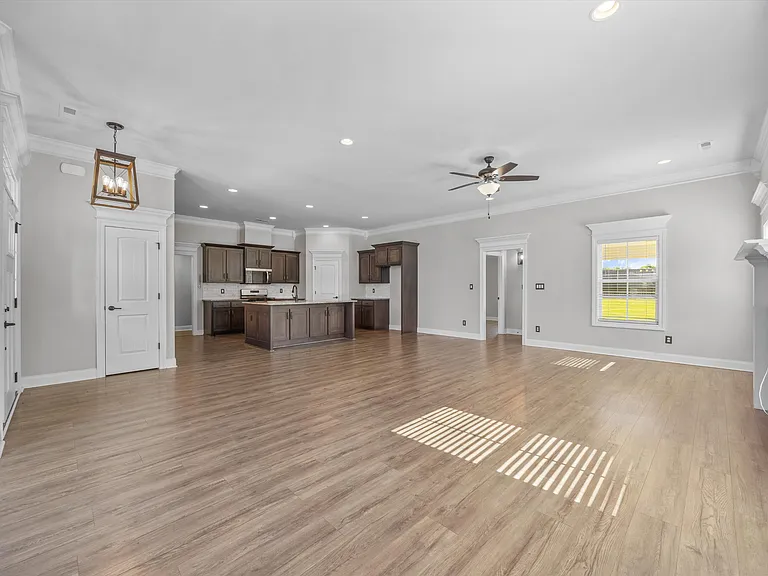17050 Stonegate Dr — Photo 4