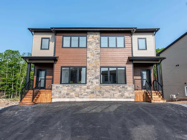 148 Colonial Cres, Halifax, NS B3R 2H8