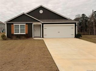 11457 Pinus Ln, Moundville, AL 35474