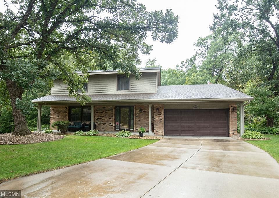 1st image of 12121 Red Oak Ct S