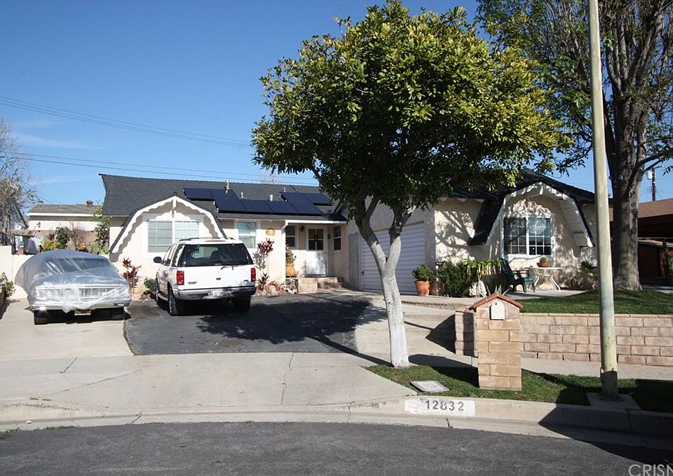 1st image of 12832 Bromont Ave