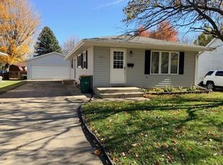 309 Lawrence St, Marshall, MN 56258