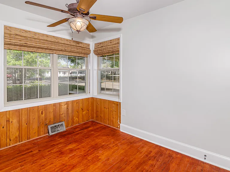 1416 Hilltop Dr — Photo 17