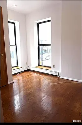 Rented by Oxford Property Group | media 9