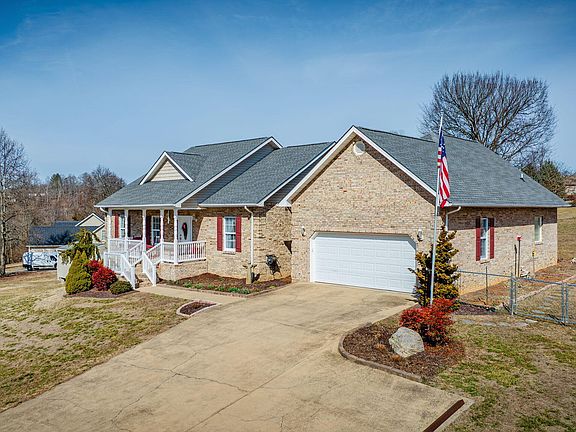 2nd image of 1121 Wahoo Valley Rd