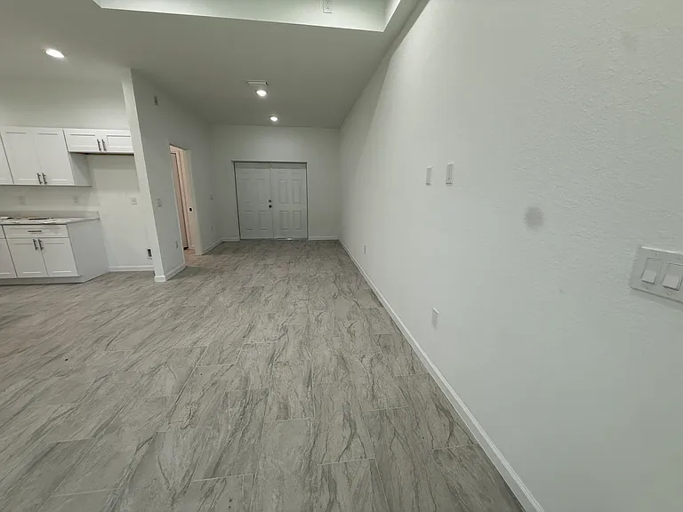 1392 Alabelle Ln — Photo 10