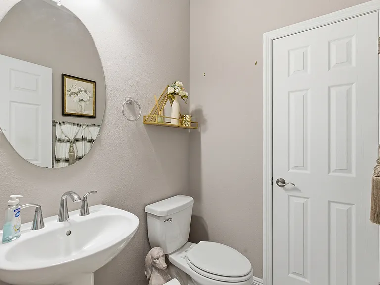 9844 Cabernet Ave — Photo 18