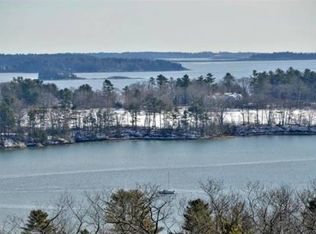 19 Highview Rd, Freeport, ME 04032