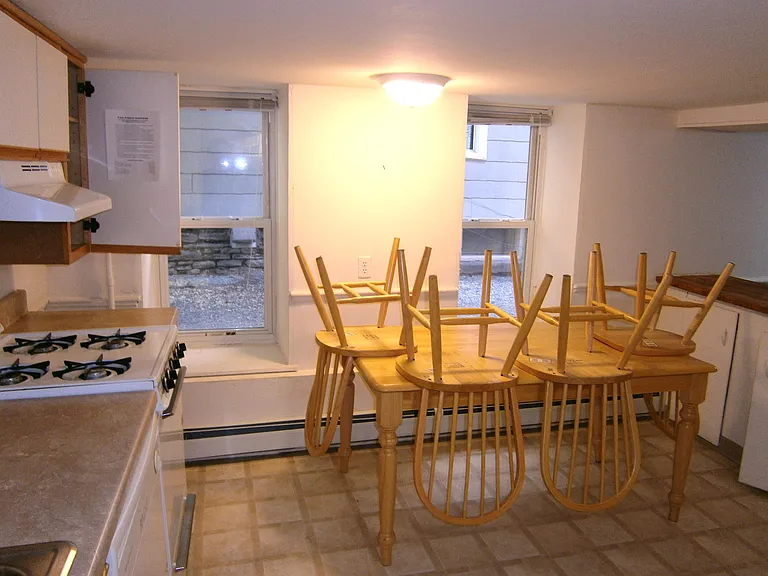 211 Williams St #1 — Photo 5