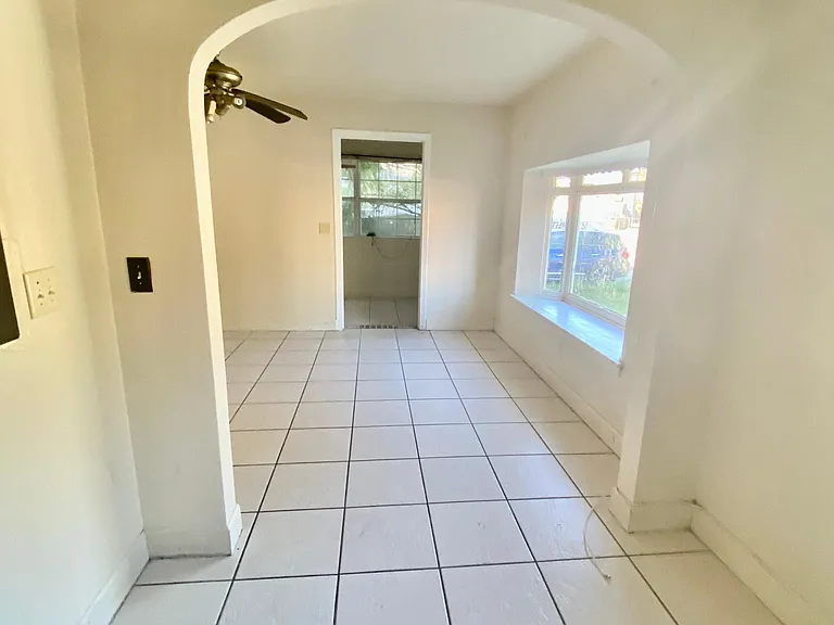 2114 Spring Park Rd — Photo 43
