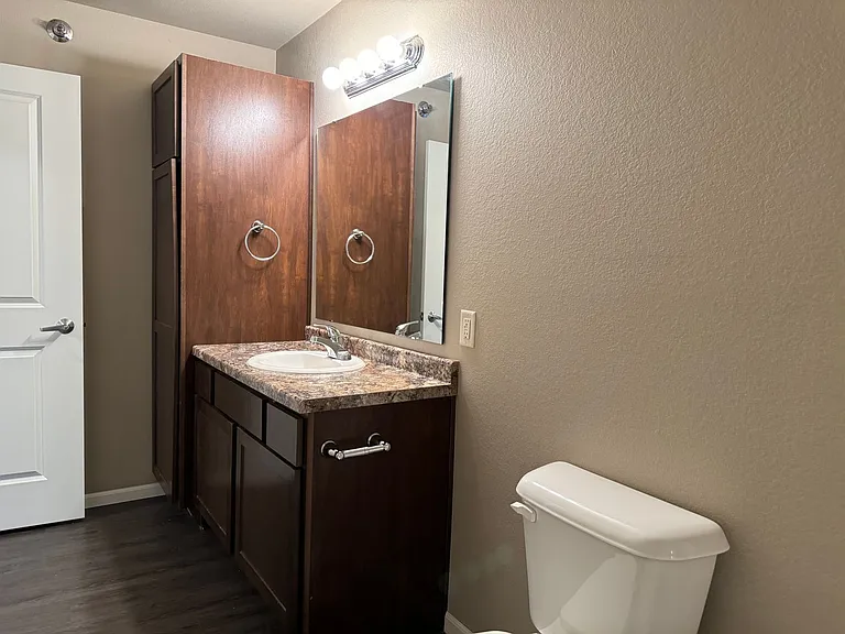 Aspen Trail Apartments — Photo 71