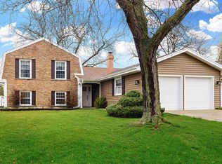 297 Byron Ave, Bloomingdale, IL 60108