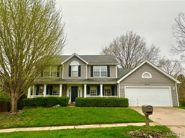 16212 Copperwood Ln, Grover, MO 63040