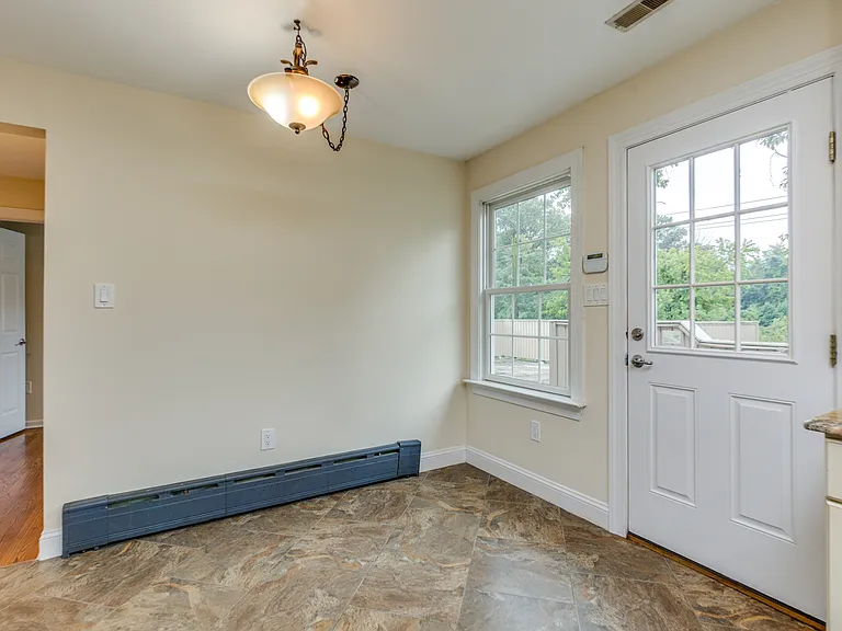 289 James St #2 — Photo 5
