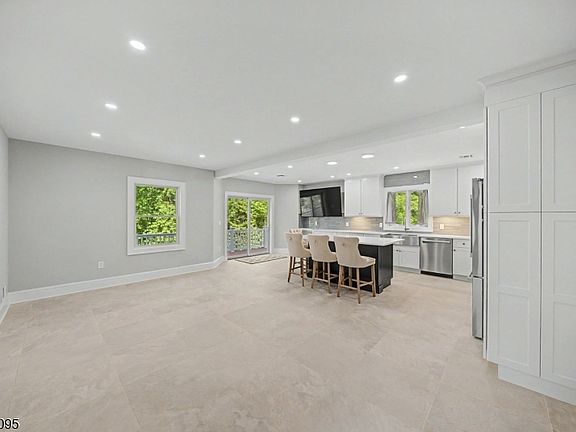 3rd image of 13 Rockaway Ave