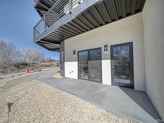 4th image of 136 Old Stage Road #1B