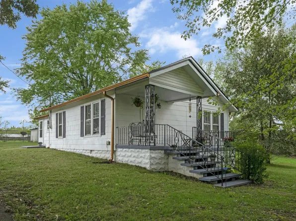 411 Furnace Hollow Rd, Dickson, TN 37055