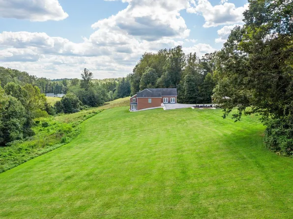 105 Squirrel Path, Stanardsville, VA 22973