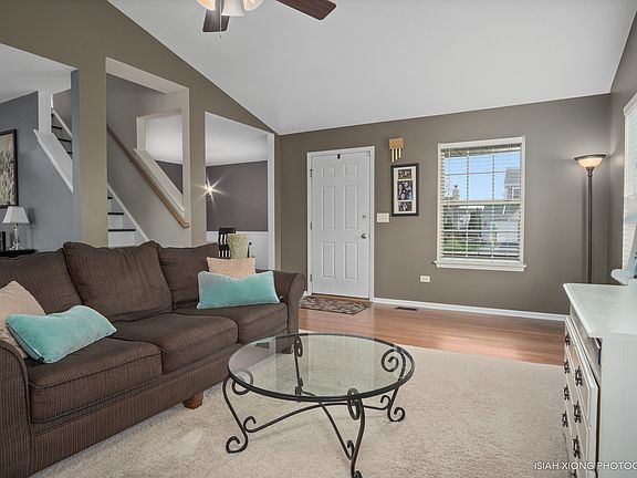 4th image of 2415 Paradise Cir