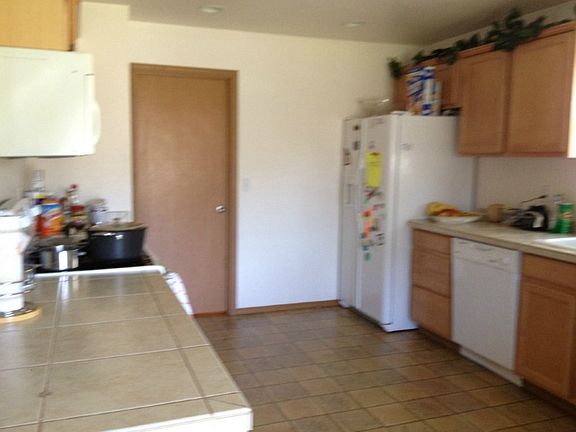 3rd image of 6715 159th St E