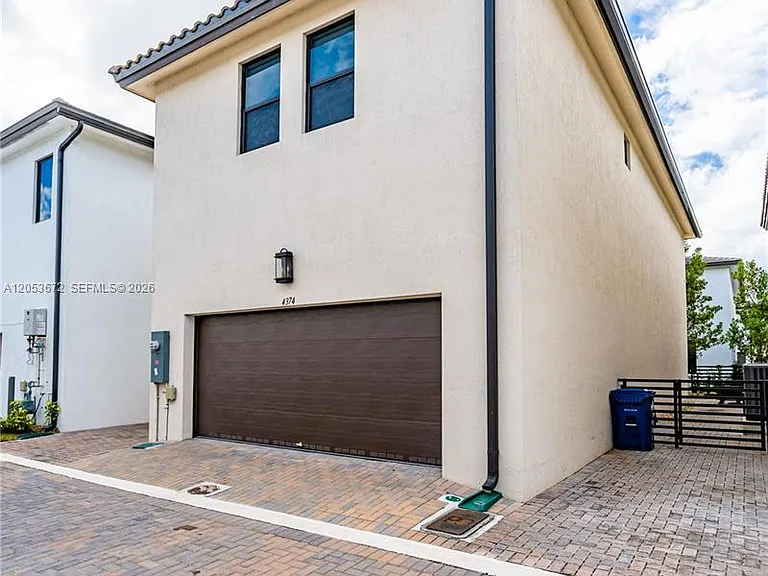 4374 NW 81st Ave — Photo 35