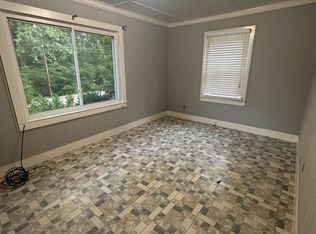 244 N 3rd St #A, Selmer, TN 38375